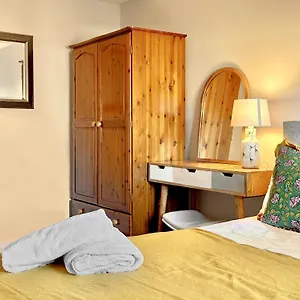 Apartment Fewster With Free Parking United Kingdom